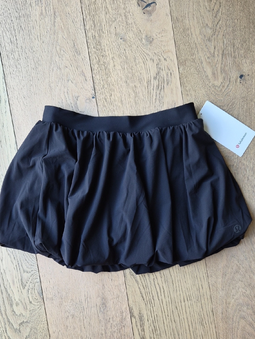 lululemon athletica Black Bubble Tennis Skirt NWT
